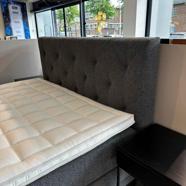 Avek Simmer boxspring