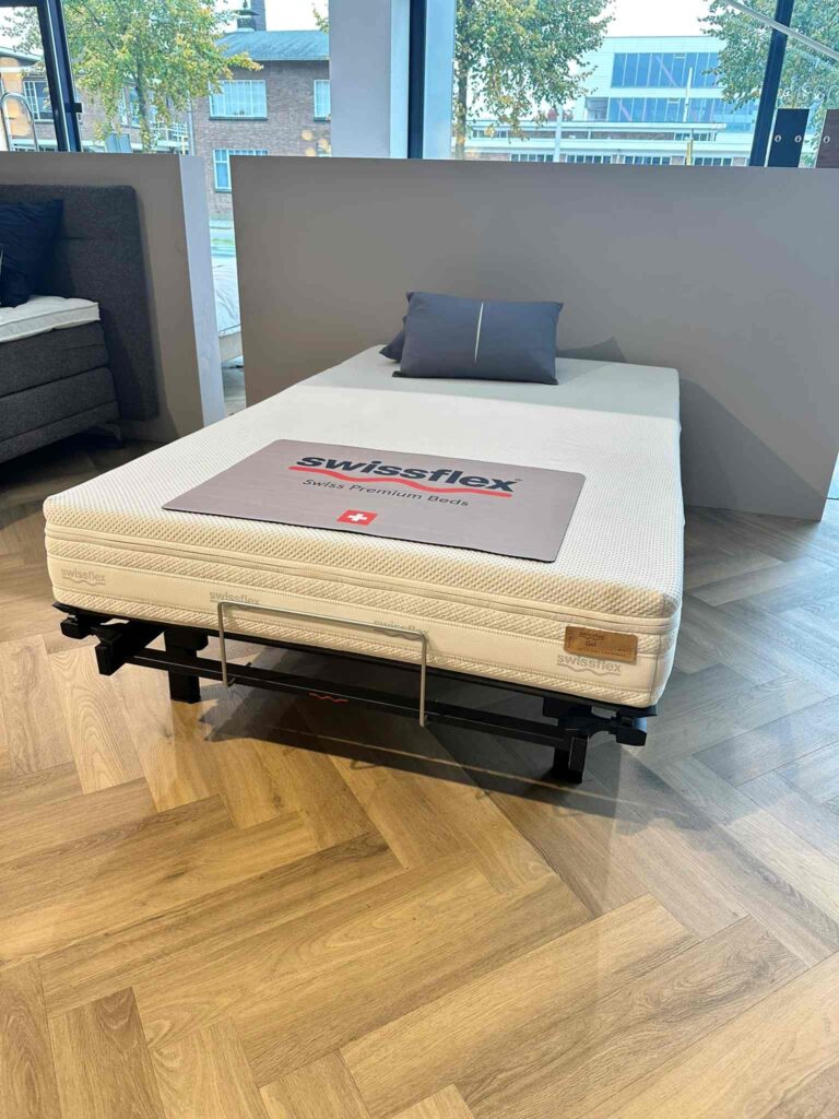 swissflex uitverkoop showroom 120x200 uni 14 versa 22