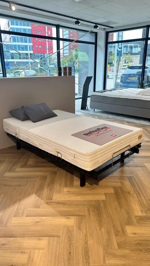 swissflex uitverkoop showroom 120x200 uni 14 versa 22
