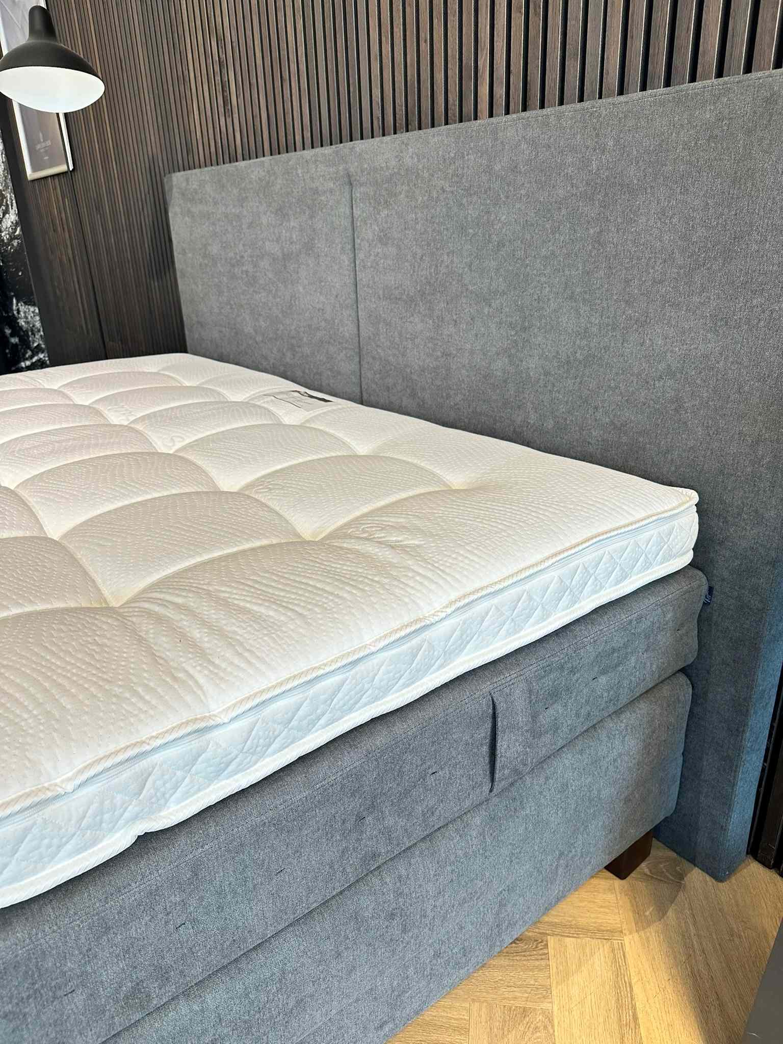 Kuperus Falun boxspringset 180x210 showroommodel 5 Kuperus Boxspring Falun 180x210