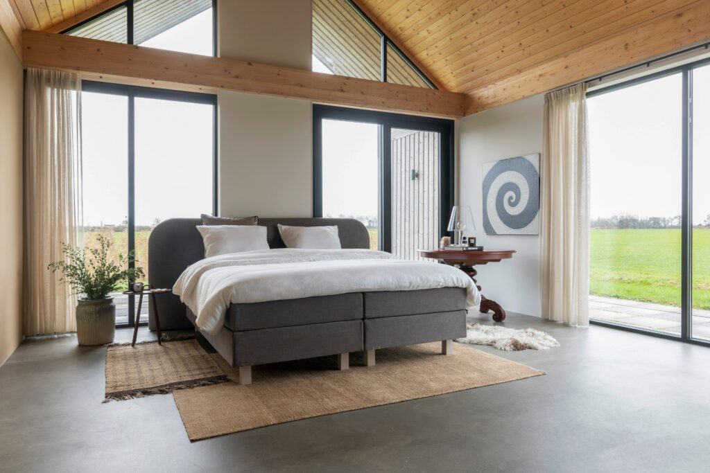 Avek wall 1927 boxspring