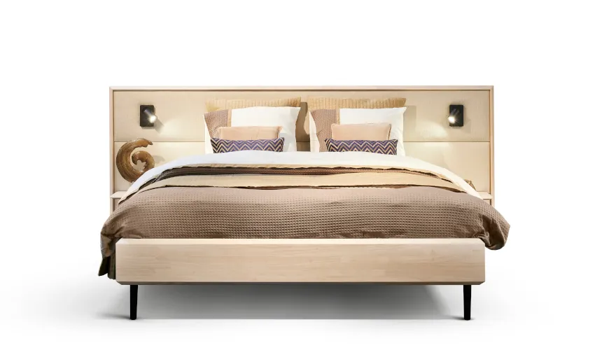 Equillie Altaia bed