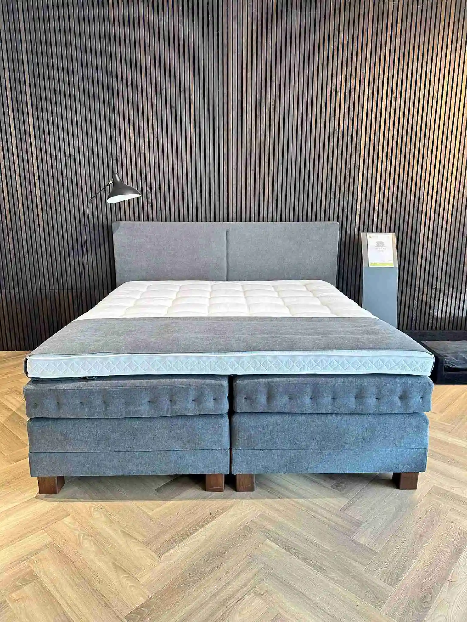Kuperus Falun boxspringset 180x210 showroommodel 1 Truste Showroom Beddenwinkel Amersfoort